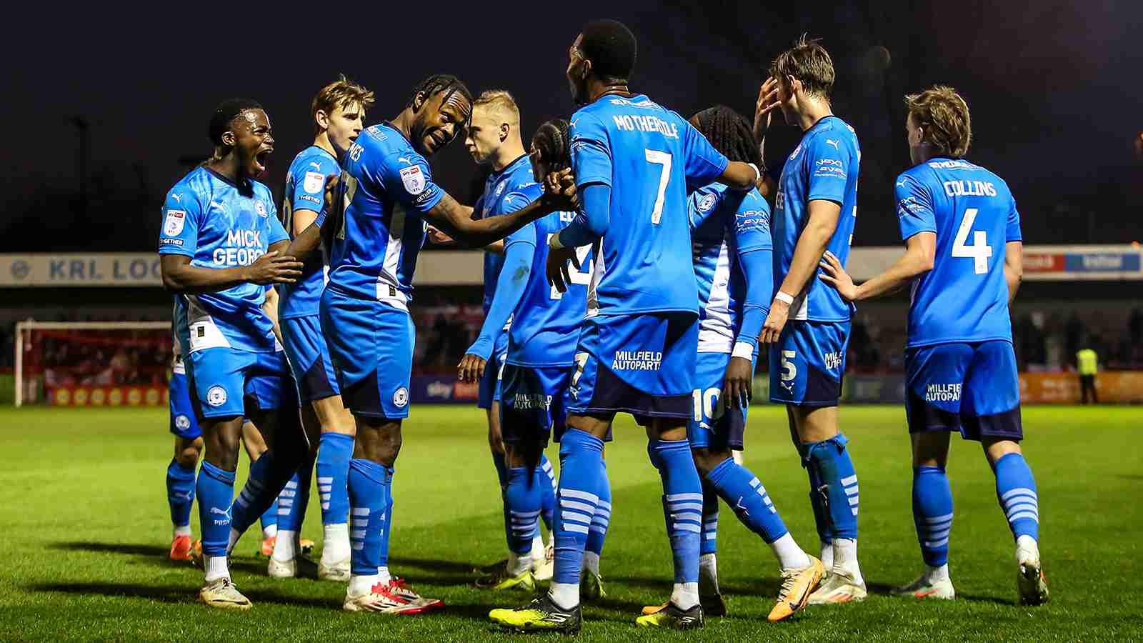 Prediksi Skor Crawley vs Peterborough