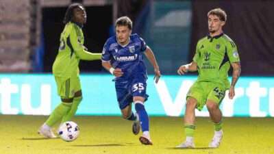 Prediksi Skor Gillingham vs Wycombe 12 November 2025: EFL Trophy Pekan ke 3