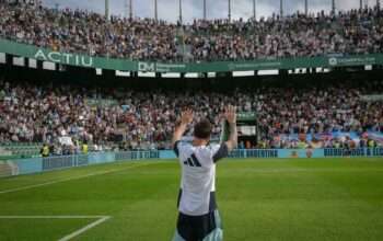 Lionel Messi Ingin Pensiun di Barcelona, Laporta Langsung Tegas Menolak!