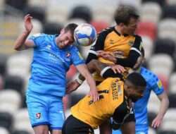 Prediksi Skor Cheltenham vs Notts County 11 November 2025: League Two Pekan ke 15