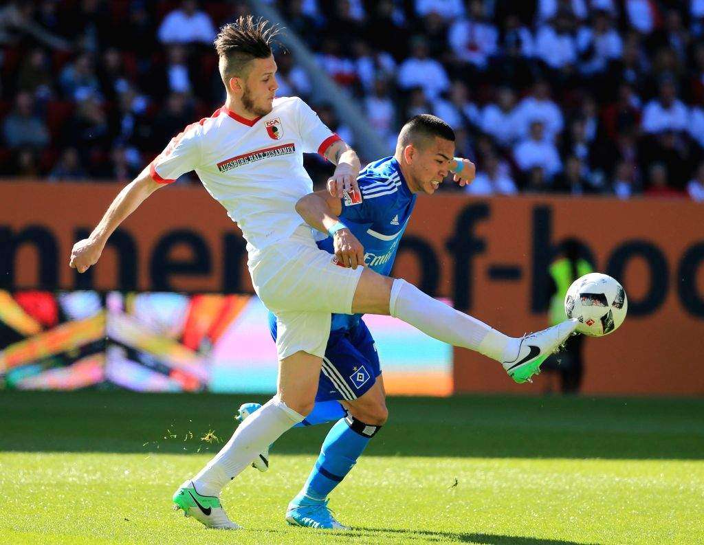 Prediksi Skor Augsburg vs Hamburger 22 November 2025