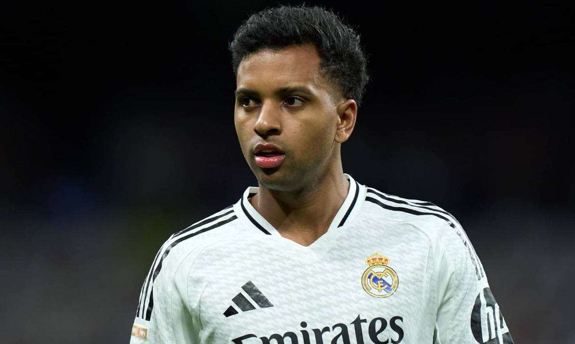 Terkuak! 4 Alasan Mengapa Real Madrid Siap Jual Murah Rodrygo Musim Ini Alasan Los Blancos pertimbangkan jual Rodrygo murah.