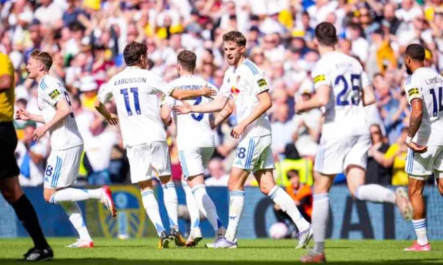 Formasi Leeds United 2025 Strategi Promosi Liga Inggris Paling Jitu Analisis Taktik dan Peluang Promosi Musim Ini Jitu