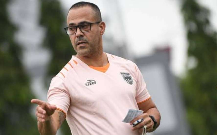 Rahasia Taktik Fabio Lefundes Bawa Borneo FC 10 Laga Tak Terkalahkan Analisis taktik jitu Fabio Lefundes di Borneo FC.