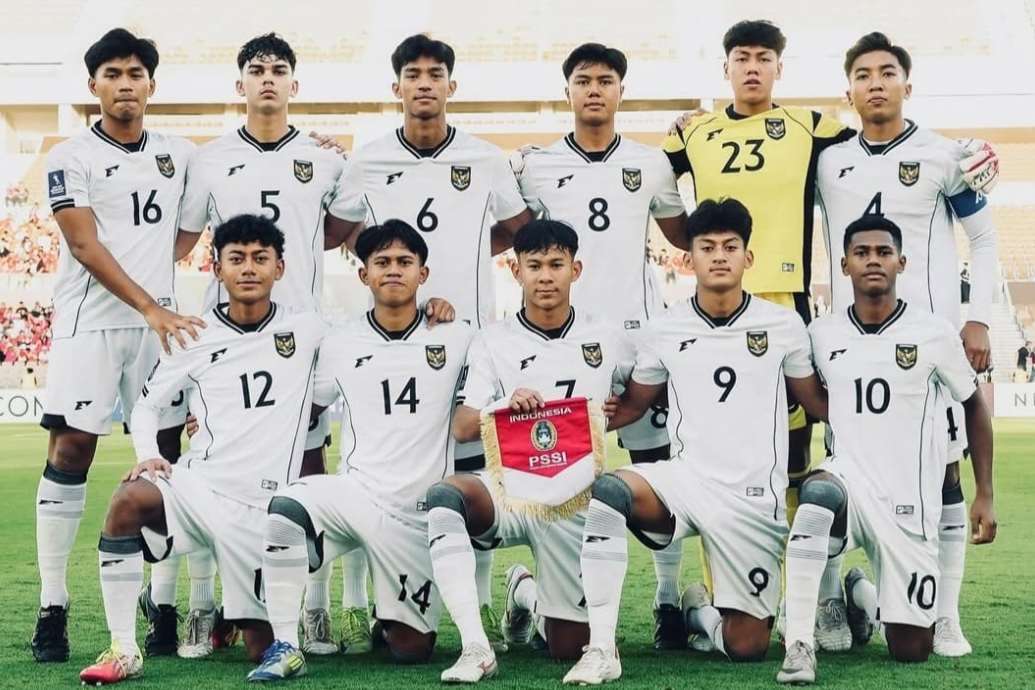 RESMI: Daftar 21 Pemain Timnas Indonesia U-17 Pilihan Nova Arianto Inilah skuad resmi Timnas U-17 di Piala Dunia 2025.