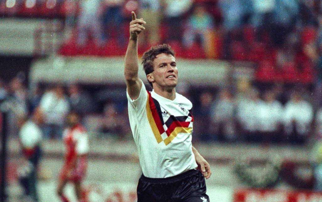 Gelandang Terbaik Jerman Sepanjang Masa, Ini 10 Daftar Teratas Lothar Matthäus dianggap sebagai gelandang terbaik Jerman sepanjang masa oleh banyak ahli,