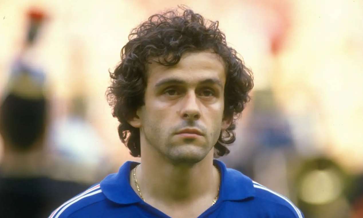 Pemain Terbaik Prancis Sepanjang Masa dari Era Klasik hingga Modern Michel Platini Tiga Ballon d'Or beruntun dari 1983 hingga 1985