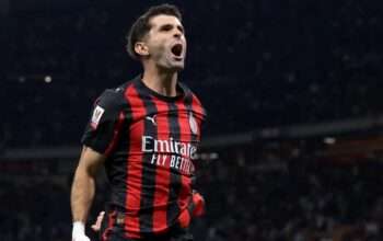 4 Penyerang Terbaik AC Milan Musim 2025/2026 dan Jejak Prestasinya