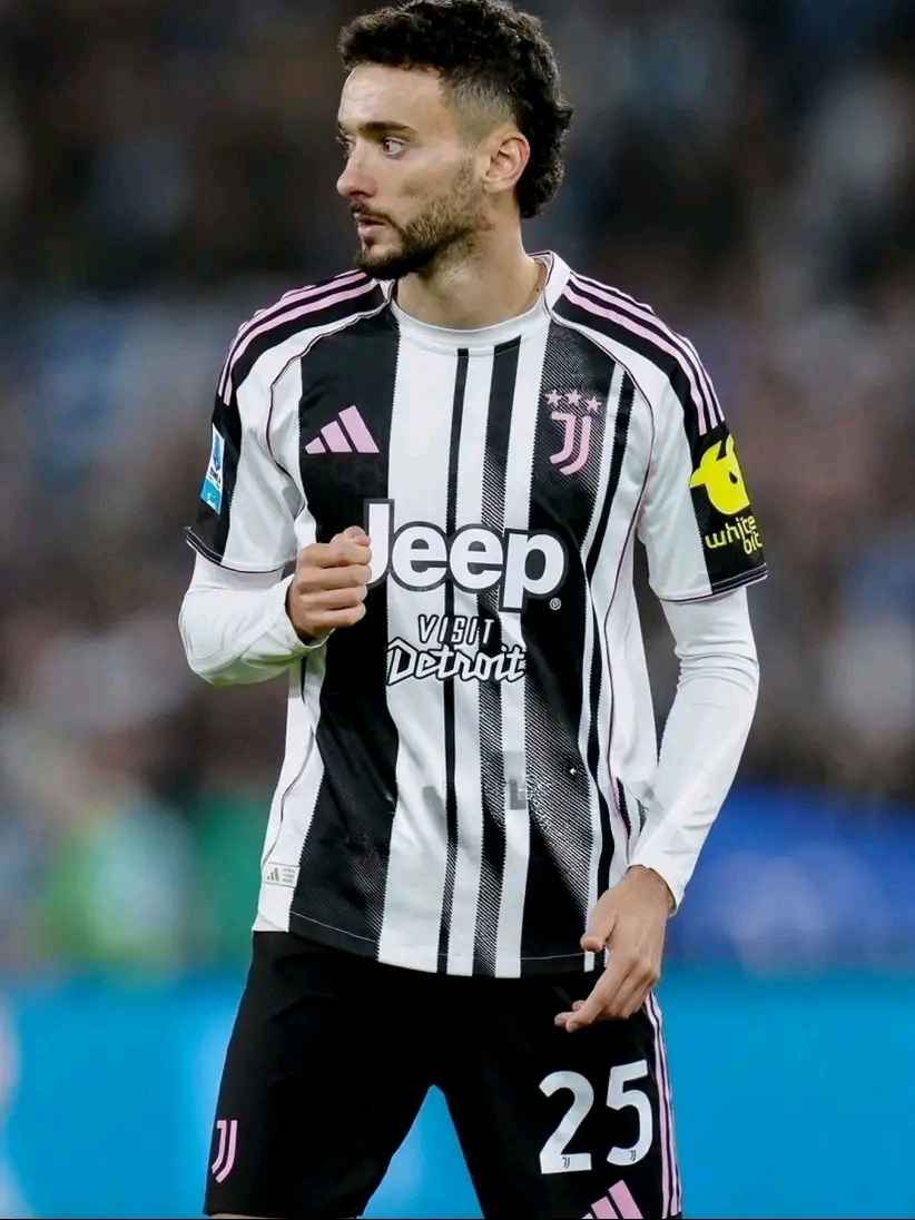 Bursa Transfer Crystal Palace: Bek Sayap Milik Juventus Digoda dengan Harga €12 juta