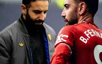 Ngeri-ngeri Sedap, Ruben Amorim Ingin Tumbalkan Bruno Fernandes untuk Rombak Skuad di 2026