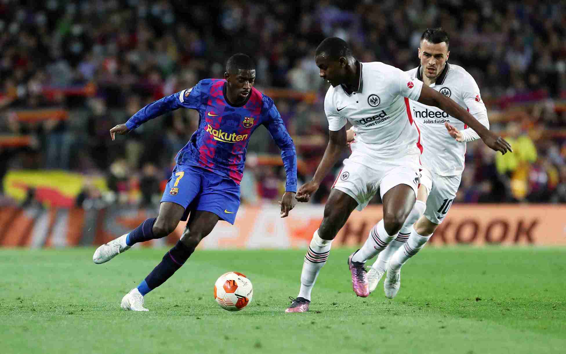 Prediksi Skor Barcelona vs Frankfurt 10 Desember 2025: Laga Balas Dendam Sejarah Kelam