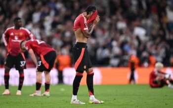 Prediksi Skor Aston Villa vs MU 21 Desember 2025: The Villains Incar Kemenangan Beruntun