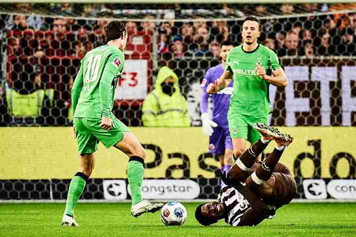 Prediksi Skor Borussia Monchengladbach vs ST Pauli 3 Desember 2025: DFB Pokal Putaran Ke 4