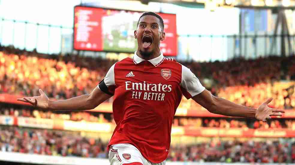 5 Bek Terbaik Milik Arsenal, Siapa yang Paling Bersinar?