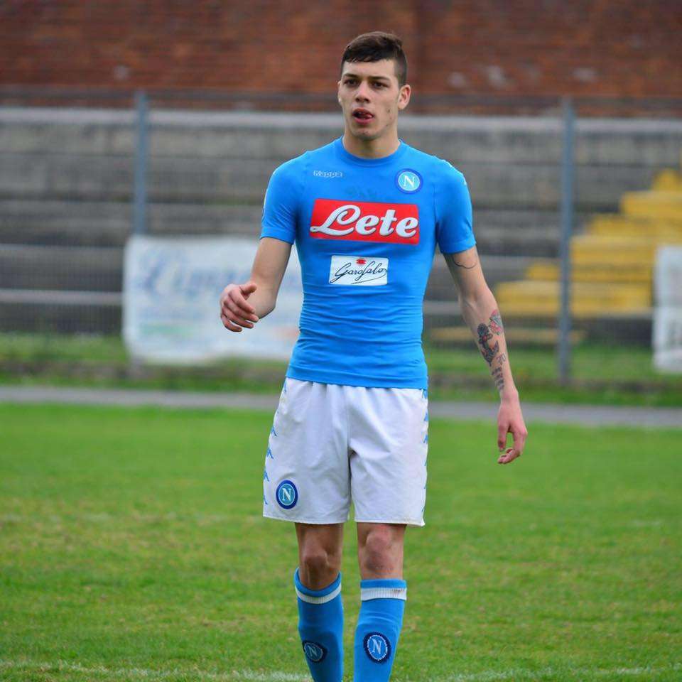 Prediksi Skor Cagliari vs Milan 3 Januari 2026: Rossoneri Bidik Puncak Klasemen Gianluca Gaetano dari Cagliari