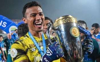 Teja Paku Alam Agama, Intip Profil Kiper Persib Bandung yang Kontroversial